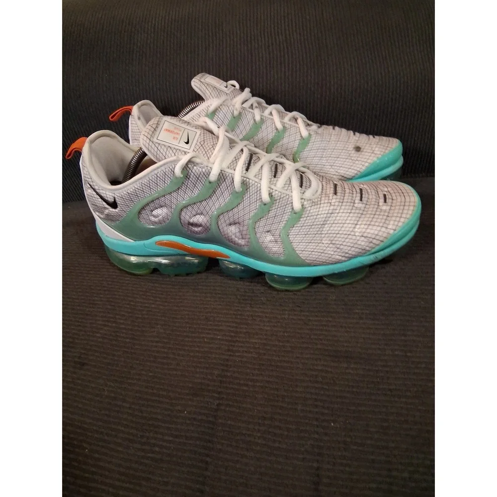 Nike Air VaporMax Plus White Aurora Green Bright Crimson Mens‎ 12 Sneakers